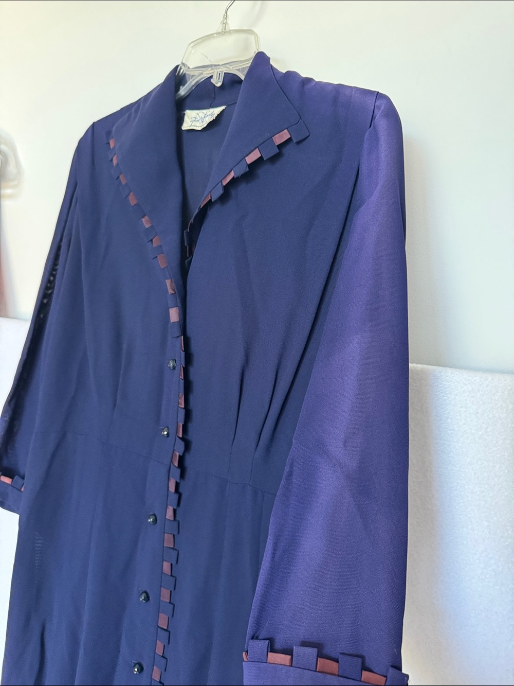 1950s Fair Lady Navy Crepe Button-Front Dress w/ Ribbon Trim medium - Picture 14 of 16